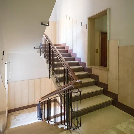 Quo Vadis House * Naples